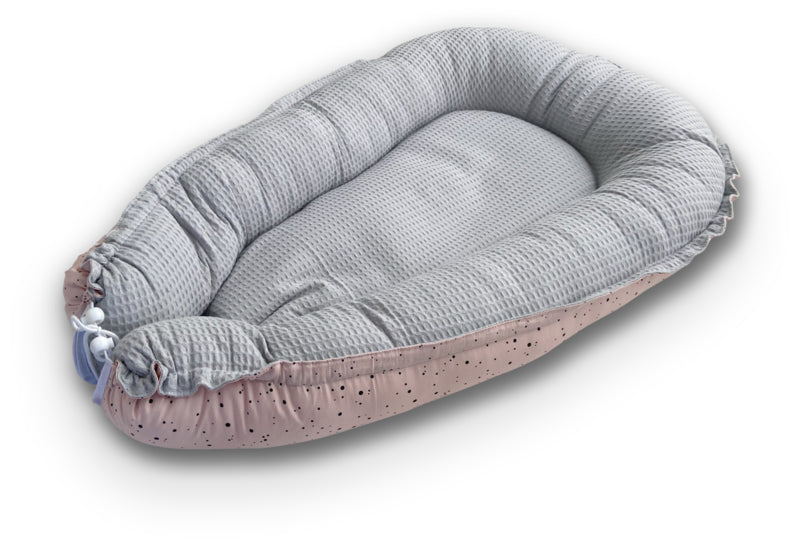 Babynestje Roze stipjes met Grijze wafelstof