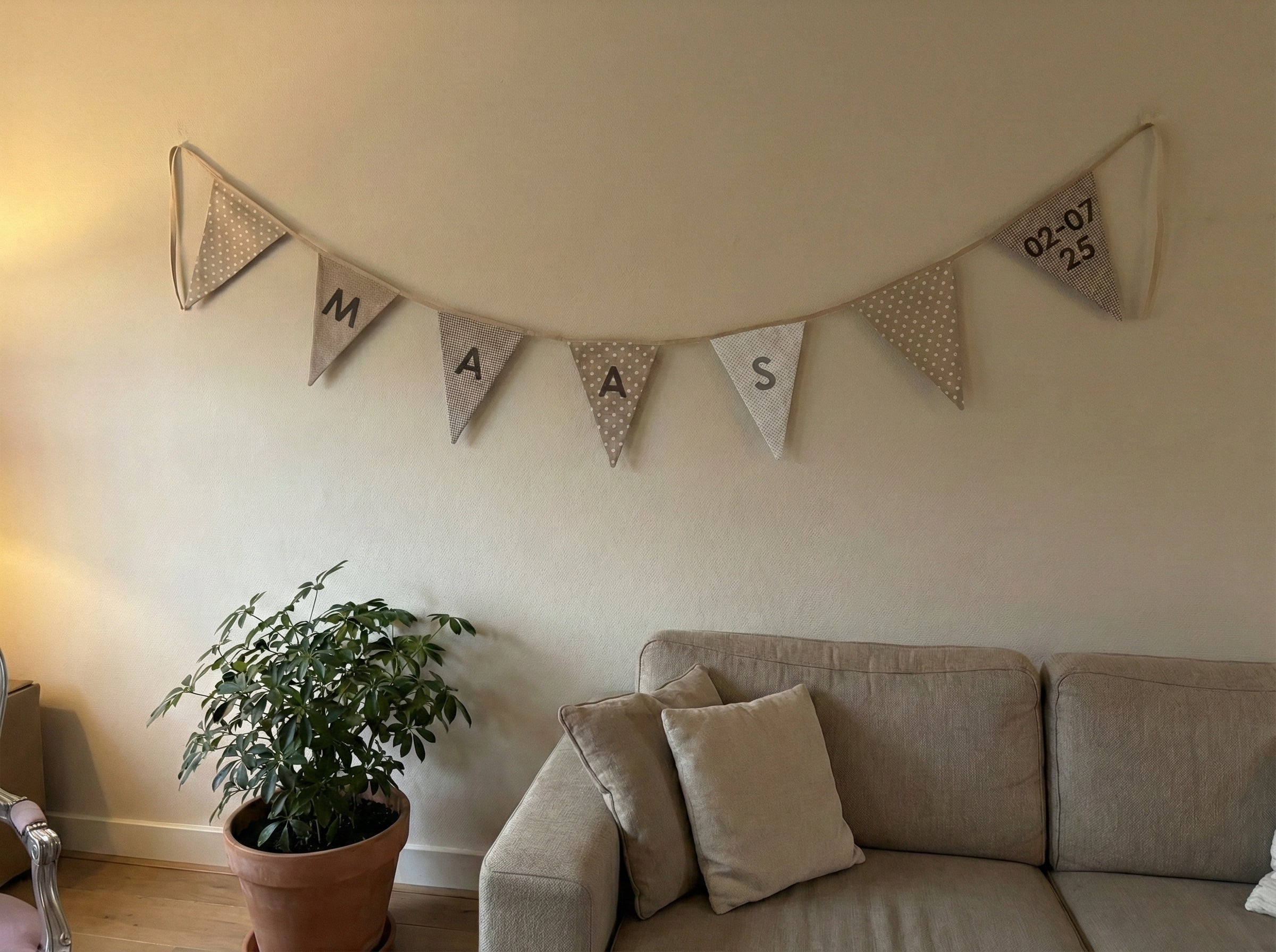 Vlaggetjes met naam: ontwerp Maas