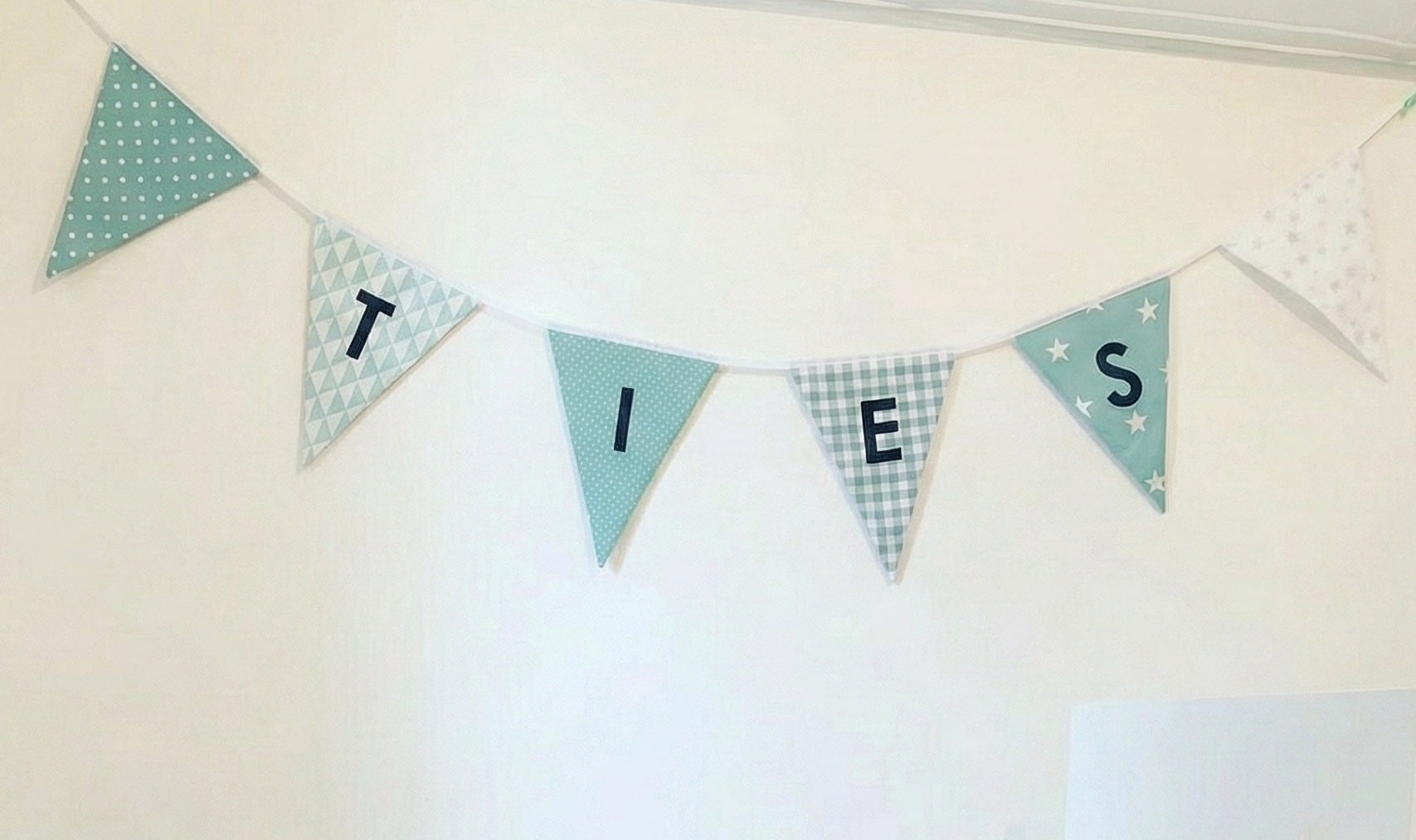 Vlaggetjes met naam: ontwerp Ties paardenbloem